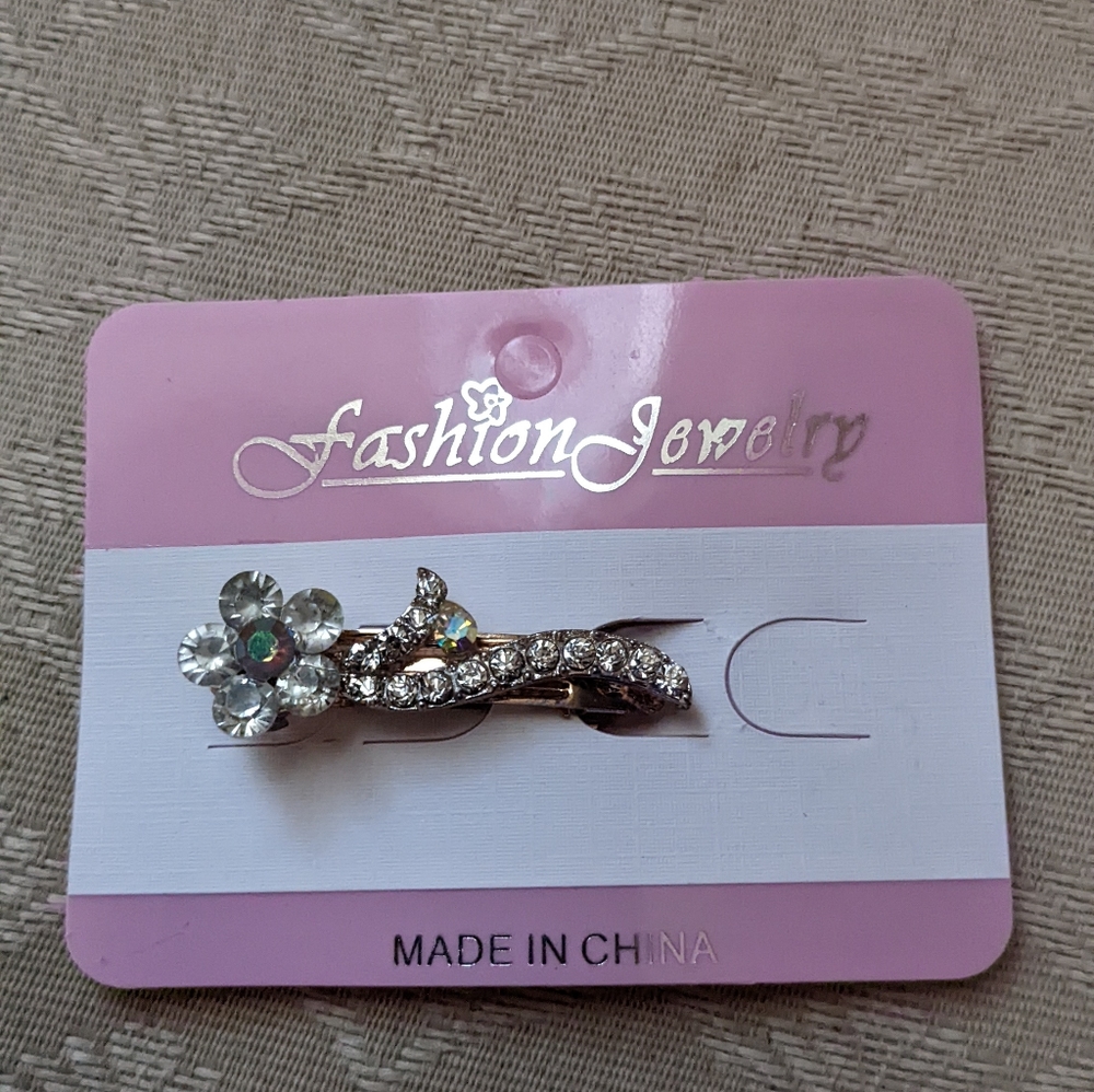 Hair barrette
